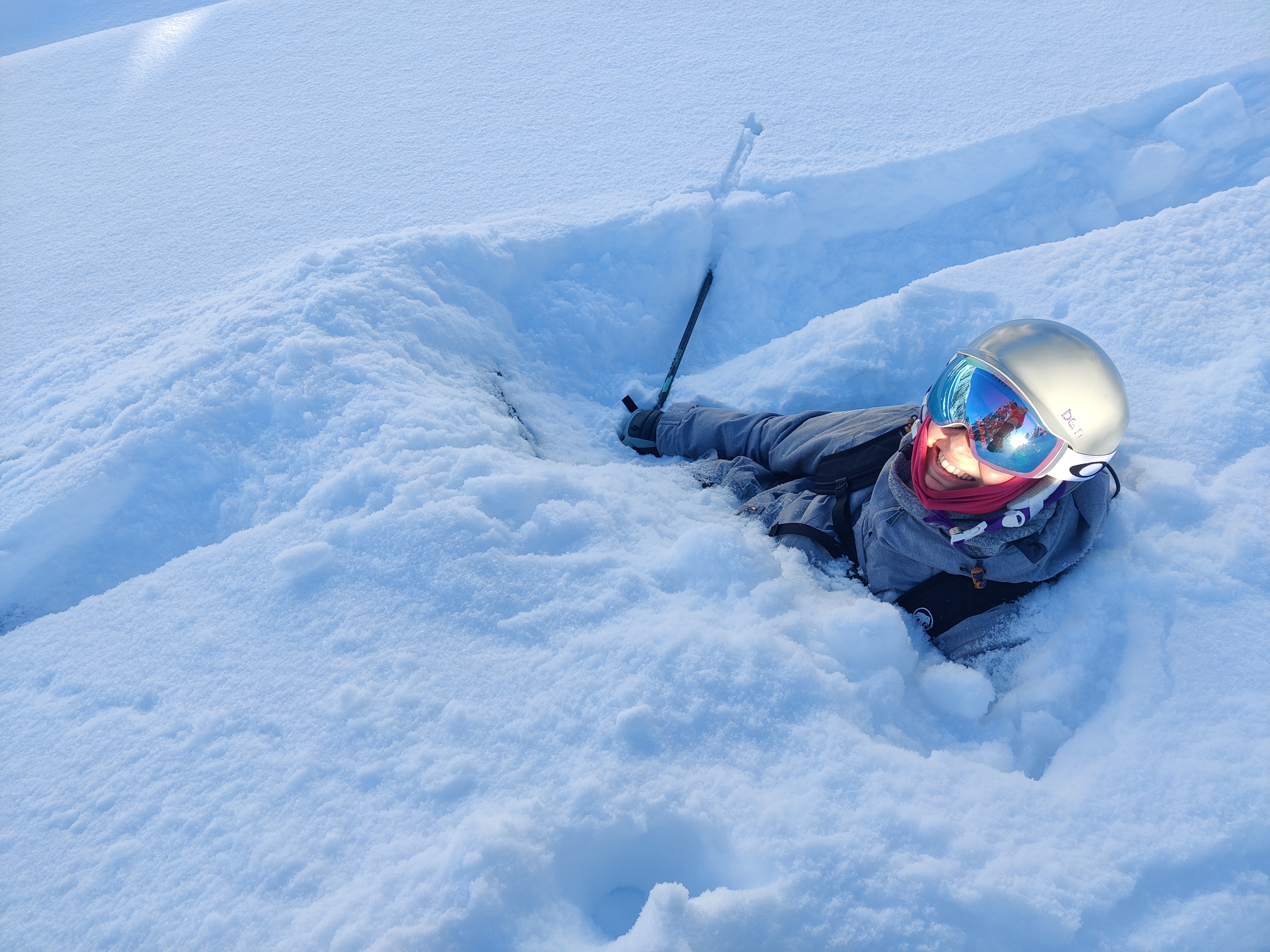Placeholder: skier moving through a snowy Alpine landscape